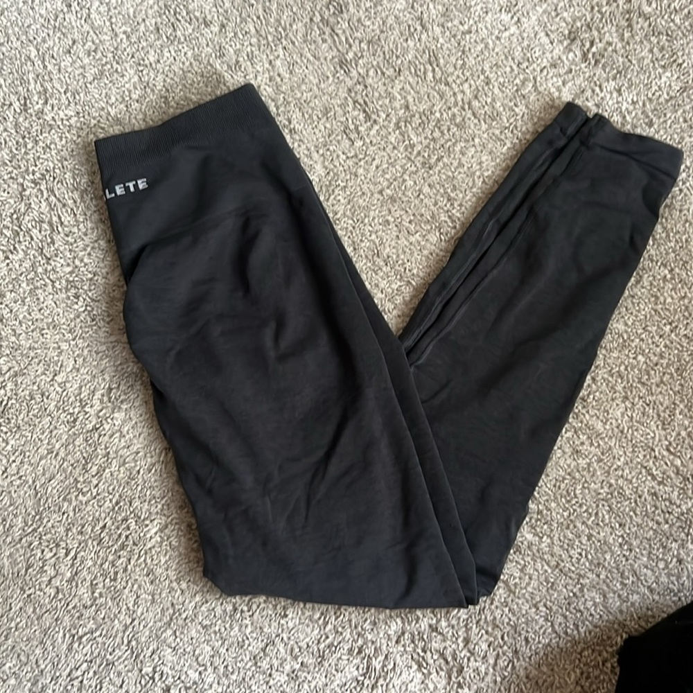 ALPHALETE amplify Leggings